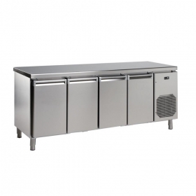 Masa rece cu 4 usi - 700 litri