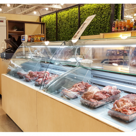 Vitrina frigorifica cu sistem frigorific static si motor interior, temperatura de lucru 0°C - +7°C - 148 cm