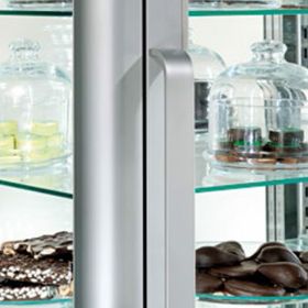 Vitrina frigorifica verticala pentru cofetarie - 72x62x186 cm / 427 litri